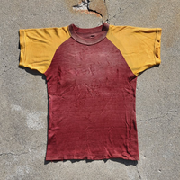 Maßgeschneidertes Raglan-T-Shirt mit Used-Look, Kettenstickerei, Slim Fit, Dickem Rippenkragen, Kurzarm, Herren Baumwoll-Oberteil