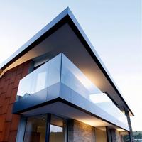 Prima Modern U-Channel : Garde-corps extérieur en verre et balustrade sans cadre en acier inoxydable pour villa, hôtel, balcon et escaliers