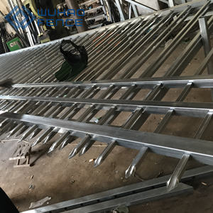 Clôture en acier galvanisé Panneaux de clôture en fer forgé Clôture métallique tubulaire noire - Product Image 4