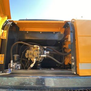 Excavatrice lourde d'occasion Hyundai 305LC-9T avec moteur Cummins, faible nombre d'heures, 90% neuve, 30 tonnes, avec godet de 1,38 m, modèle 2024 - Product Image 6