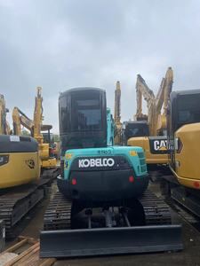 Mini-excavatrice d'occasion Kobelco SK40 2022, 4 tonnes, godet de 0,2 m, chenilles compactes, marteau brise-roche, dents de rechange, moteur Hitachi pour vidéo - Product Image 2