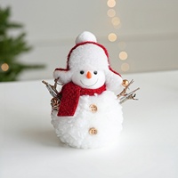 Figurine de bonhomme de neige en peluche douce et tricotée, bonhomme de neige léger en polyfoam, ornement décoratif pour fête d'hiver et vitrine