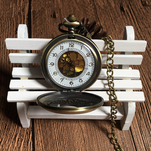 Reloj de Bolsillo Clásico Retro de Europa y América, Reloj Colgante de Moda con Tapa Abatible, Regalo para Estudiantes - Product Image 3
