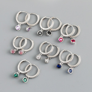 Boucles d'oreilles créoles en argent sterling avec zircon cubique Boucles d'oreilles créoles S925 Designer Boucles d'oreilles créoles personnalisées en zircon coloré - Product Image 2