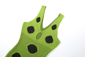 D8177-Primavera 2026 Abbigliamento Donna Elegante e Trendy <span class=keywords><strong>Abito</strong></span> Lungo Verde a Pois Traforato Senza Maniche in Maglia <span class=keywords><strong>con</strong></span> <span class=keywords><strong>Frange</strong></span> - Product Image 6