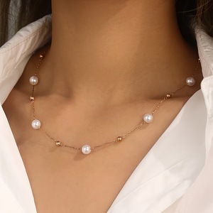 Commerce électronique transfrontalier européen et américain, divers styles de colliers en fausses perles simples et polyvalents de style ins. - Product Image 2