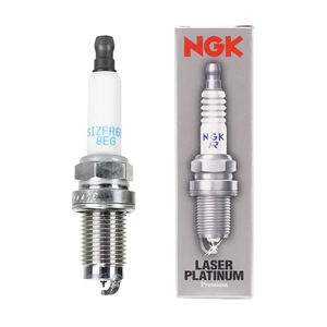 Bujías NGK Directas de Fábrica, Paquete Pequeño, Componentes de Encendido para Automóviles, Fáciles de Transportar y Almacenar para Puntos de Venta Minorista - Product Image 2