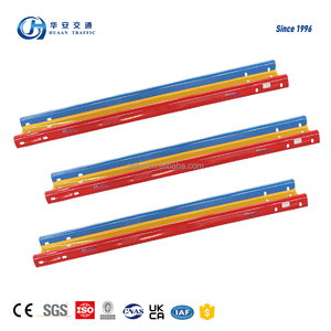 Fornitura di rinfuse per barriere di sicurezza zincate di lunghezza e spessore personalizzati per progetti di barriere al traffico di infrastrutture globali - Product Image 6