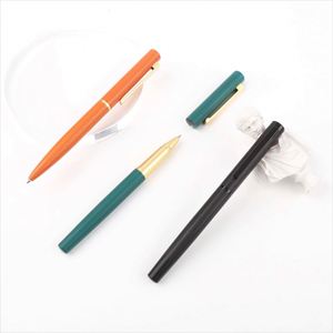Stylo Roller Métallique de Luxe Personnalisable avec Logo, Pointe de 0,7 mm, Encre Multicolore, Marque Personnalisée pour Signature, Publicité et Marketing - Product Image 6