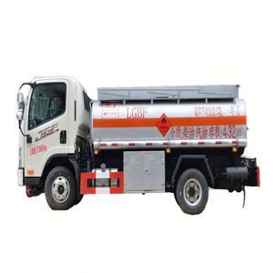 Camion-citerne léger FAW 4X2, petit camion-citerne à carburant, camion utilitaire de livraison de marchandises - Product Image 1