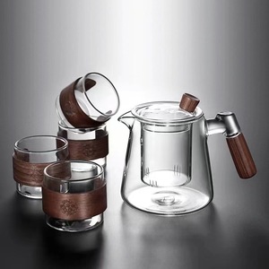 Набор для чая из 5 предметов: классический дизайн, пищевое боросиликатное стекло, с чайником, деревянной подставкой, маленькими чашками и боковой ручкой, для путешествий - Product Image 3