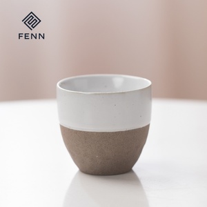 Tasse à expresso et cappuccino en céramique beige FENN avec logo personnalisé, 130 ml, tasse à café et à thé en poterie, tasse en argile pour cadeau - Product Image 4