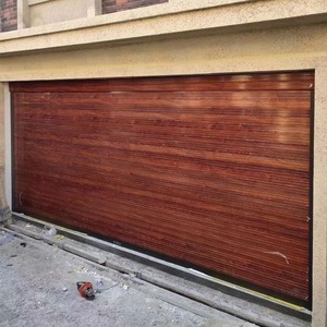 Portes de <span class=keywords><strong>garage</strong></span> sectionnelles automatiques intelligentes en aluminium transparent à bas prix, couleur bois brun, 7x16, pour les maisons - Product Image 3