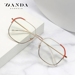 Danda Eyewear JS8613 Gafas rectangulares de metal con montura completa y antiluz azul para mujer, diseño ligero - Product Image 1