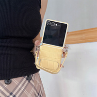Étui de protection pour téléphone en cuir PU gaufré crocodile pastel avec support miroir et dragonne pour Samsung Galaxy Z Flip 8 7 6 5