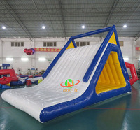 Glissière gonflable adaptée aux besoins du client de chute libre de l'eau grande glissière portative gonflable avec le jeu de tunnel