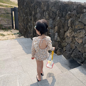 Nouvel ensemble <span class=keywords><strong>de</strong></span> maillots <span class=keywords><strong>de</strong></span> <span class=keywords><strong>bain</strong></span> une pièce pour bébés filles, style volanté et dos nu, avec bonnets, pour tout-petits - Product Image 3