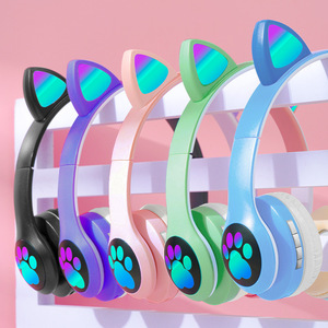 หูฟังไร้สายแบบไล่ระดับสีหูฟังแบบหูแมวน่ารัก RGB พร้อมไมโครโฟนหูฟังสเตอริโอเล่นเกมเพลงของขวัญสำหรับเด็กผู้หญิง - Product Image 2