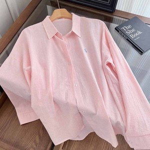 <span class=keywords><strong>Camicia</strong></span> da donna <span class=keywords><strong>con</strong></span> motivo a cavallo ricamato blu <span class=keywords><strong>con</strong></span> colletto rovesciato a maniche lunghe in versione coreana <span class=keywords><strong>con</strong></span> Design a righe larghe estive - Product Image 6