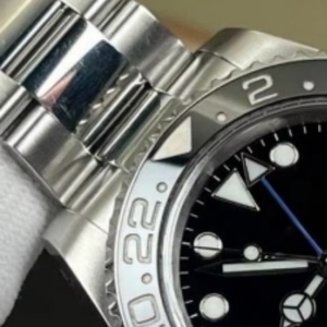 Men's Stainless Steel Mechanical <b>Watch</b> 40mm Round <b>Case</b> Sapphire Crystal Sport Style Folding Clasp Water Resistant 20BAR - Product Image 1