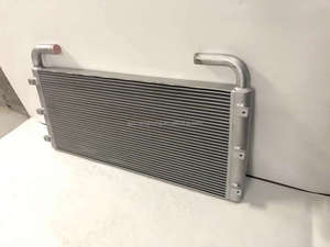 Refroidisseur d'huile d'excavatrice de haute qualité, durable et fiable (Modèle 4463075) pour ZX330, garantie 1 an - Product Image 4