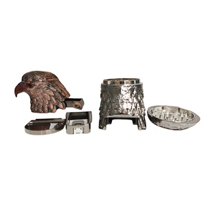 Nuevo Molinillo Magnético de Hierbas Secas de Cuatro Capas con Forma de Águila, de Aleación de Zinc, Manual, para Tabaco y Especias - Product Image 2