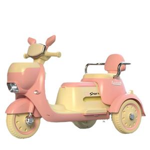 Tricycle électrique rechargeable pour enfants et adultes Lemuscat, style sportif - Product Image 1
