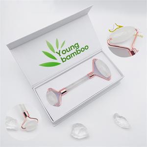 Masajeador Facial Gua Sha Personalizado de Cuarzo Rosa y Jade con Caja de Empaque - Product Image 2