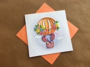 Carte de vœux en papier faite à la main en forme de cœur 3D, avec quilling, estampillage doré, pour la fête des mères - Product Image 1
