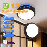 Applique murale LED extérieure moderne avec diffuseur en aluminium moulé sous pression et polycarbonate IP65 pour jardin et hôtel OEM ODM