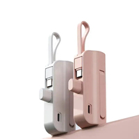 Mini batterie externe 5000 mAh très vendue pour téléphone avec câble intégré et support, personnalisable pour l'extérieur