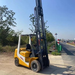 Carretilla elevadora TCM de 2 toneladas: diseñada para reducir la fatiga y aumentar la eficiencia del operador. - Product Image 3