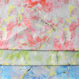 Tissu en satin de luxe imprimé numériquement motif floral personnalisé Safa Textile, idéal pour les vêtements féminins – Nouvelle collection en promotion - Product Image 3