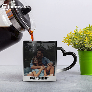 Tasses en céramique vierges de 11 oz imprimées par sublimation en gros, personnalisables avec logo et <span class=keywords><strong>photo</strong></span>, tasses magiques à sublimation changeant de couleur - Product Image 3