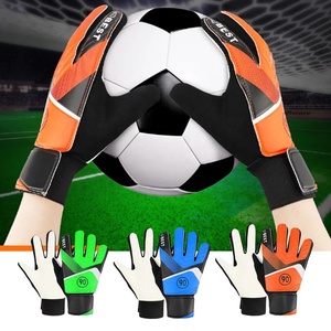Protección deportiva <span class=keywords><strong>guantes</strong></span> <span class=keywords><strong>de</strong></span> fútbol niños <span class=keywords><strong>guantes</strong></span> <span class=keywords><strong>de</strong></span> <span class=keywords><strong>portero</strong></span> para niños - Product Image 2