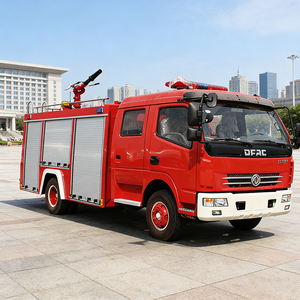 Camión Cisterna <span class=keywords><strong>de</strong></span> Agua Dongfeng 4X2 <span class=keywords><strong>de</strong></span> 4m3 en Venta, Bomba <span class=keywords><strong>de</strong></span> Alta Presión con Caudal <span class=keywords><strong>de</strong></span> 30L/s y Alcance <span class=keywords><strong>de</strong></span> Cañón <span class=keywords><strong>de</strong></span> Agua <span class=keywords><strong>de</strong></span> 55m - Product Image 1