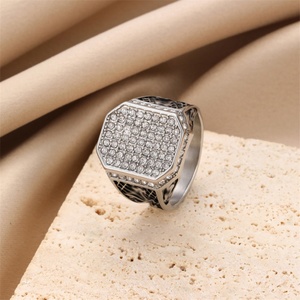 Anillos de Moda para Hombre, Joyería Fina, Acero Inoxidable, Chapado en Oro, Anillos de Dedo con Circonitas, Diseño de León y Águila - Product Image 3
