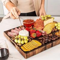 Planche à découper en bois d'acacia épaissi écologique avec rainure pour les jus, idéale pour le barbecue, les salades, les aliments cuits et comme plateau de service