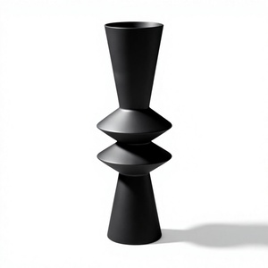 Jarrón Decorativo Moderno de Metal Negro con Textura Geométrica, para Decoración de Oficina o Biblioteca, Venta al Por Mayor - Product Image 1