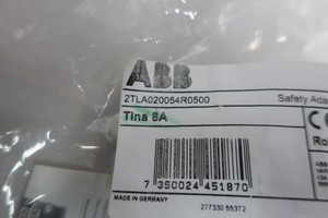 2TLA020054R0500 ทีน่า 8a บล็อกเชื่อมต่อ PLC - Product Image 1