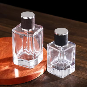 Botella de Perfume Cuadrada Portátil Personalizada de 15ml 30ml 50ml 100ml, de Vidrio con Fondo Pesado, Pulverizador de Lujo con Tapa Redonda Recargable - Product Image 5