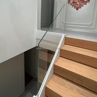 Escalier intérieur double moderne Wojo WJ4210 pour duplex/villa/loft, garde-corps en bois et métal durable, écologique, garantie 5 ans