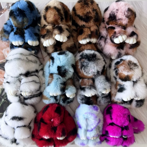 พวงกุญแจตุ๊กตากระต่ายขนแท้สีชมพูลายเสือดาวอีสเตอร์ ขนาด 10 ซม. นุ่มนิ่มน่ารัก ขนปุยฟู - Product Image 3