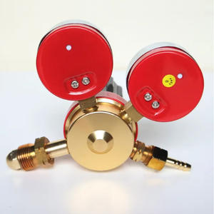 Válvula Reguladora de Presión de Oxígeno y Manómetro de Acetileno Estilo Japonés YAMATO para Equipos de Soldadura y Corte LPG - Product Image 3