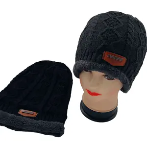 New Thickened Hat Headgear Warm Knit Woolen Outdoor Plush Labeled Winter Hats