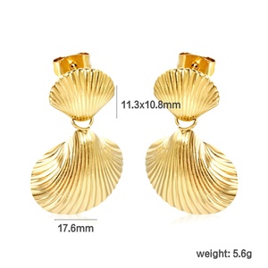 Pendientes de Corazón con Lazo de Circonita de Alta Calidad, Chapados en Oro, de Acero Inoxidable, Antideslustre, con Diseño de Concha, para Mujer - Product Image 2