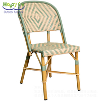 Chaise de salle à manger HappyLife moderne empilable en rotin PE finition bambou et aluminium, style bistrot français, pour chambre et cuisine