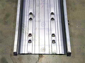 <span class=keywords><strong>M</strong></span>-Profil-Stahlrahmen-Rollformmaschine Sigma-Leichtstahlprofil-Rollformmaschine <span class=keywords><strong>M</strong></span>-Profil-Nut-Pfetten-Herstellungsmaschine - Product Image 6