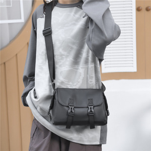 กระเป๋าสะพายข้างแบบ unisex ทนทาน ใช้ได้ทุกวัน เหมาะสำหรับเล่นกีฬา กันน้ำ คุณภาพสูง - Product Image 6