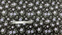 Tissu en crêpe de polyester et élasthanne imprimé roses vintage, motif floral tissé, idéal pour robes et vêtements – Grande Vente